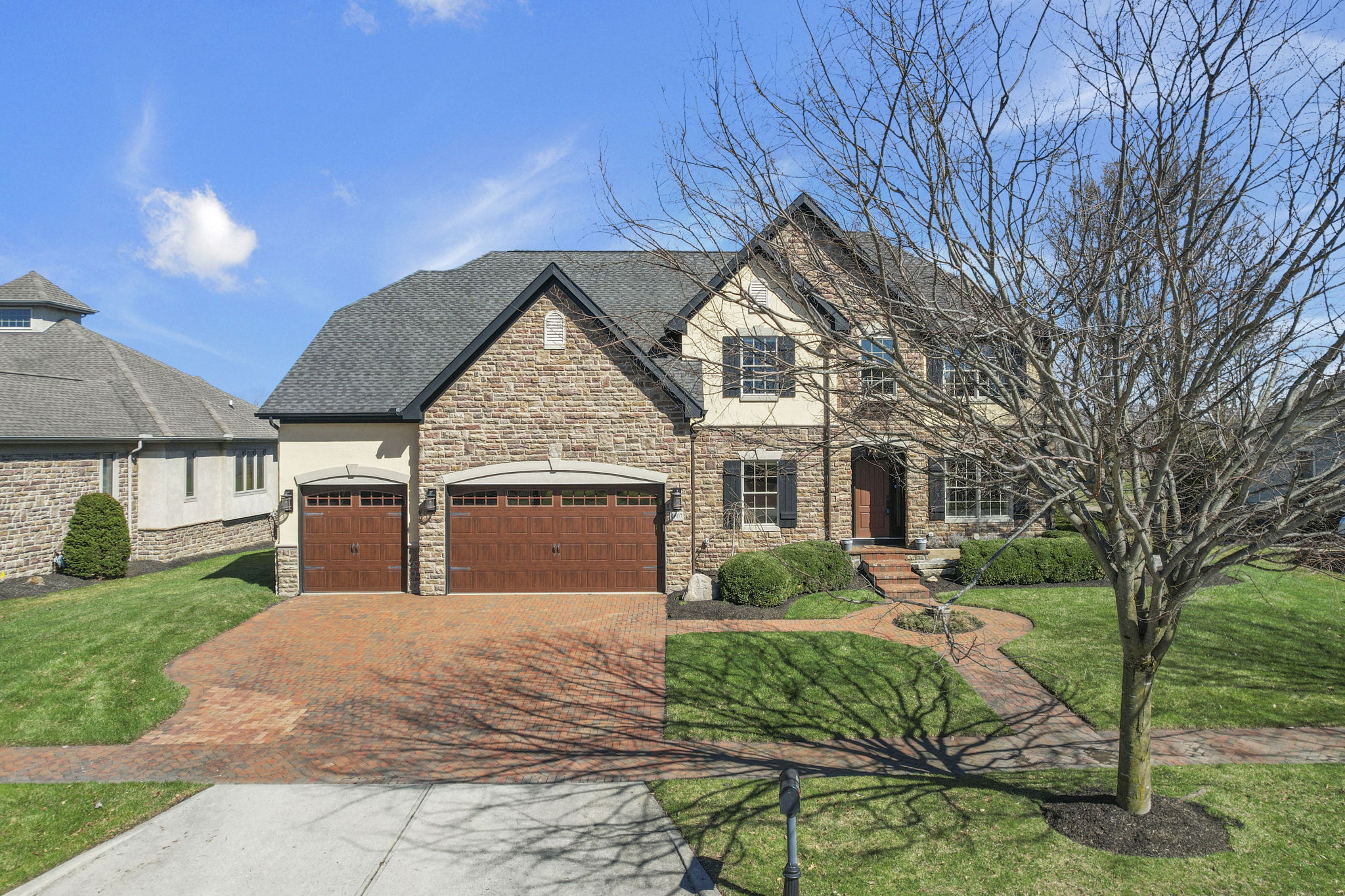 Exterior real estate showcase